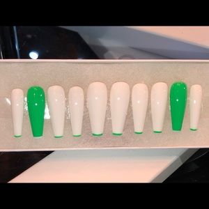 ✨Press-on Nails by Hailz Slayz Nailz✨